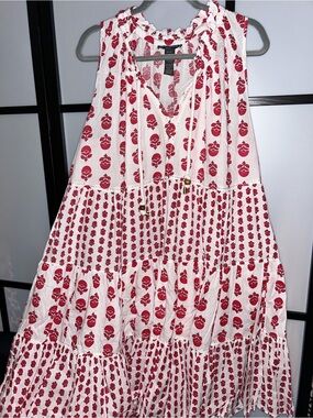 Chelsea & Theodore White Sleeveless Dress with Red Floral Print